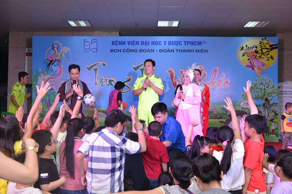 Các bé hào hứng tham gia chương trình